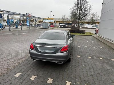 Gebraucht Mercedes C220 194 PS (142 kW) 2019 Grau Limousine