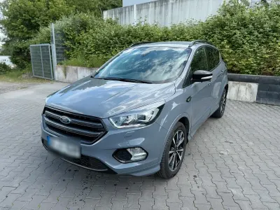 Gebraucht Ford Kuga ST-Line 150 PS (110 kW) 2019 Grau SUV