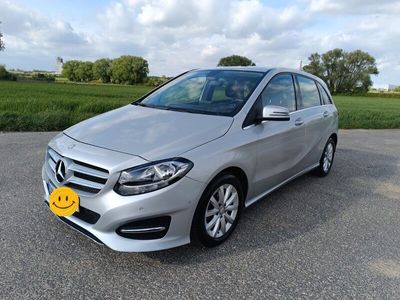 gebraucht Mercedes B180 AMG Line AMG Line