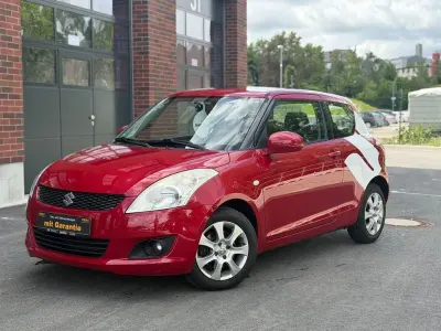 Gebraucht Suzuki Swift Comfort 94 PS (69 kW) 2011 Rot Kleinwagen