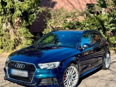Gebraucht Audi A3 Sportback S-Line 190 PS (139 kW) 2019 Blau Kleinwagen