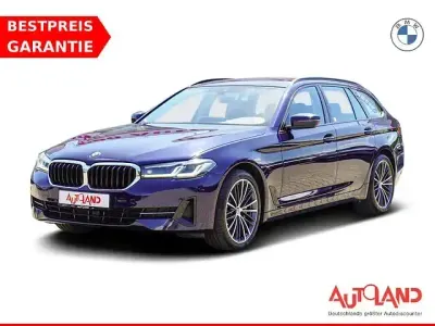 Gebraucht BMW 530 Sport Line 252 PS (185 kW) 2022 Tansanitblau ii metallic Kombi
