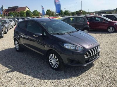 Grau Gebraucht 2013 Ford Fiesta Trend Limousine | 5.450 € (Fairer Preis)