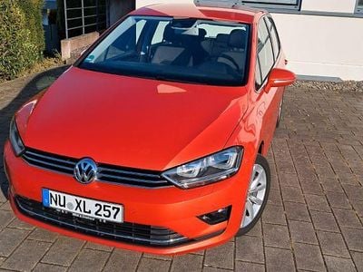 Gebraucht VW Golf Sportsvan Highline 125 PS (91 kW) 2016 Orange Van / Kleinbus
