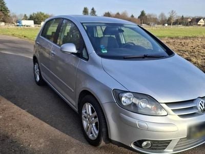Usata VW Golf VI 105 CV (77 kW) 2008 Argento Utilitaria