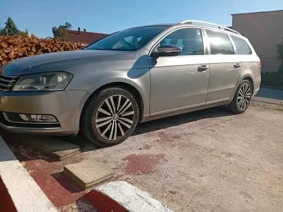 Gebraucht VW Passat 105 PS (77 kW) 2014 Kombi