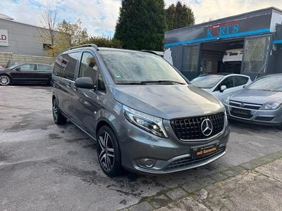 Gebraucht Mercedes Vito 237 PS (174 kW) 2021 Lackfarbe selenitgrau metallic Van