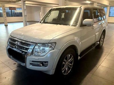 gebraucht Mitsubishi Pajero 3.2D-D STAR Autm. Leder/Navi+Kam/Garantie