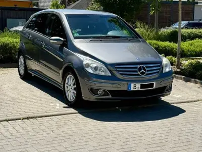 Gebraucht Mercedes B200 Edition 136 PS (100 kW) 2007 Grau Van / Kleinbus