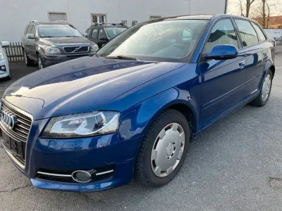 Gebraucht Audi A3 Sport 125 PS (91 kW) 2011 Blau Kleinwagen