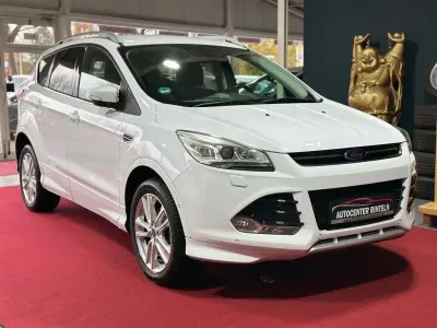 Gebraucht Ford Kuga Individual 150 PS (110 kW) 2015 Weiß SUV