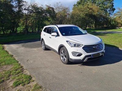 Weiß Gebraucht 2016 Hyundai Grand Santa Fe Premium SUV | 17.300 € (Fairer Preis)