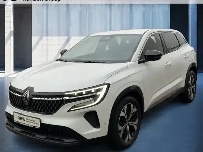 Gebraucht Renault Austral Techno 158 PS (116 kW) 2023 Perlmuttweiß SUV