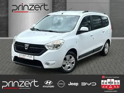 Gebraucht Dacia Lodgy Lauréate 102 PS (75 kW) 2017 Gletscherweiss Van / Kleinbus