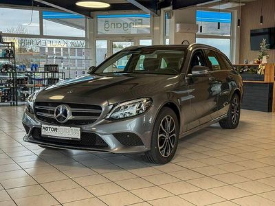 Grau Gebraucht 2019 Mercedes C220 Limousine | 25.990 € (Fairer Preis)