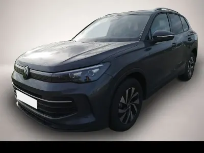 Neu VW Tiguan Life 131 PS (96 kW) 2026 Grau SUV