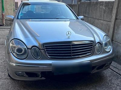 Mercedes E220