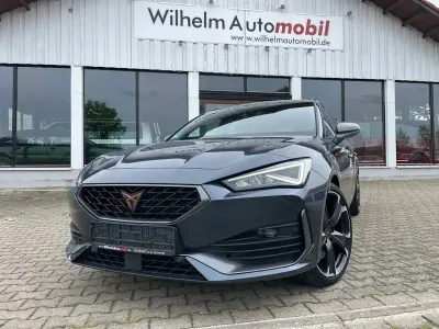 Używany Cupra Leon VZ 245 KM (180 kW) 2023 Szary Sedan/Limuzyna