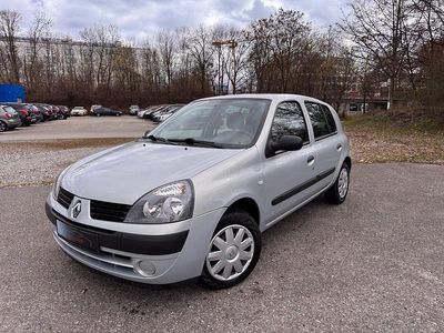 Brugt Renault Clio II 75 HK (55 kW) 2004 Sølv Sedan