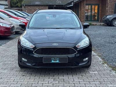 Usado Ford Focus Trend 101 HP (74 kW) 2016 Preto Carrinha