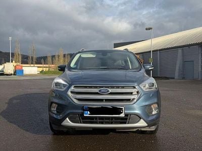 Gebraucht Ford Kuga Titanium 150 PS (110 kW) 2019 Blau SUV
