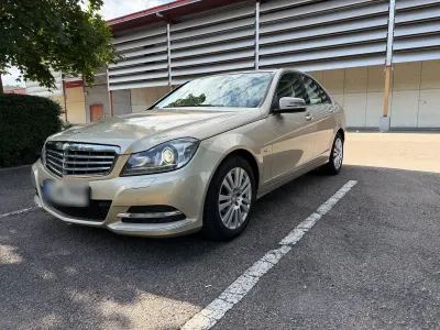 Gebraucht Mercedes C250 204 PS (150 kW) 2011 Beige Limousine