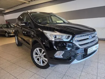 Używany Ford Kuga Cool & Connect 150 KM (110 kW) 2017 Czarny SUV