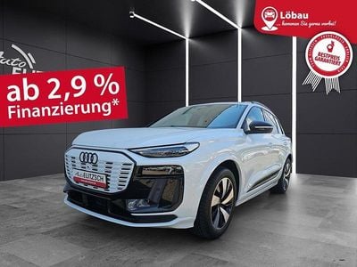 Gletscherweiß metallic Gebraucht 2024 Audi Q6 e-tron S-Line SUV | 69.985 € (Etwas zu teuer)