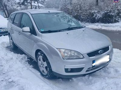 Silber Gebraucht 2008 Ford Focus Kombi | 750 € (Superpreis)