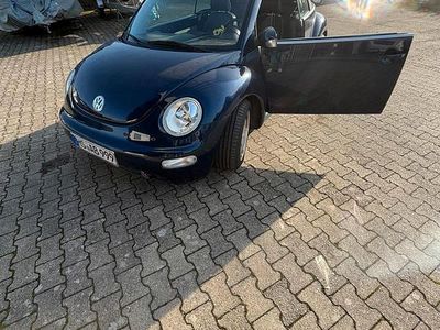 Gebraucht VW New Beetle 74 PS (54 kW) 2004 Blau Kleinwagen
