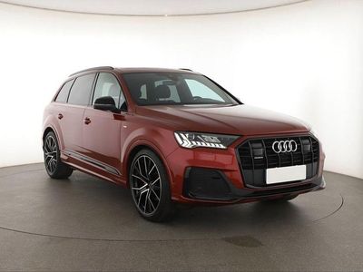 Rot Gebraucht 2024 Audi Q7 Sport SUV | 71.995 € (Guter Preis)