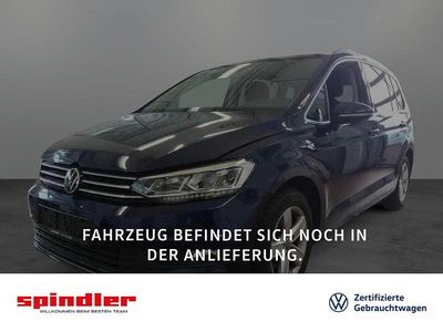 Gebraucht VW Touran Highline 150 PS (110 kW) 2022 Atlantik blue metallic Van / Kleinbus