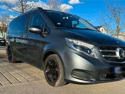 Usata Mercedes V250 190 CV (139 kW) 2016 Grigio Monovolume