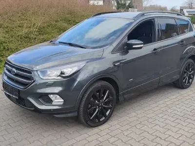 Używany Ford Kuga ST-Line 150 KM (110 kW) 2019 Zielony SUV
