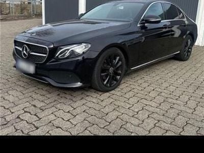 Mercedes E220