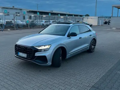 Gebraucht Audi Q8 S-Line 286 PS (210 kW) 2019 Grau SUV