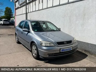 Usata Opel Astra Comfort 101 CV (74 kW) 2001 Grigio Berlina