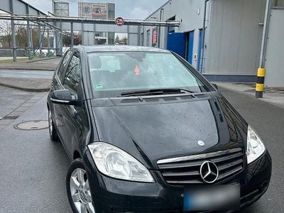 Usata Mercedes A180 109 CV (80 kW) 2008 Nero Utilitaria