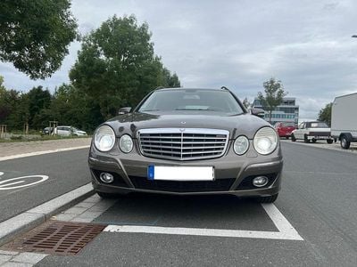 Mercedes E220