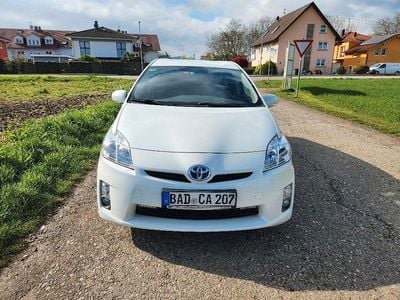 Gebraucht Toyota Prius Life 136 PS (100 kW) 2010 Weiß Kleinwagen