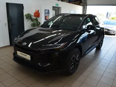 Neu Toyota bZ4X 164 kW (224 PS) 2025 Schwarz SUV
