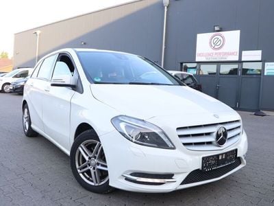 Mercedes B220