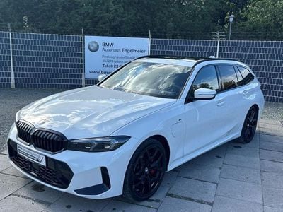 BMW 330e