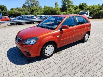 Gebraucht Kia Rio Vision 97 PS (71 kW) 2011 Rot Kleinwagen