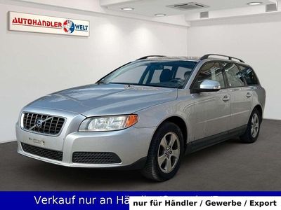 Begagnad Volvo V70 136 HK (100 kW) 2009 Silver Kombi