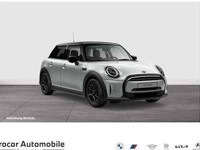 Silber Gebraucht 2023 Mini Cooper Clubman Classic Kombi | 21.790 € (Superpreis)