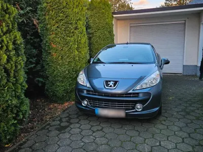 Gebraucht Peugeot 207 CC 150 PS (110 kW) 2008 Grau Cabrio