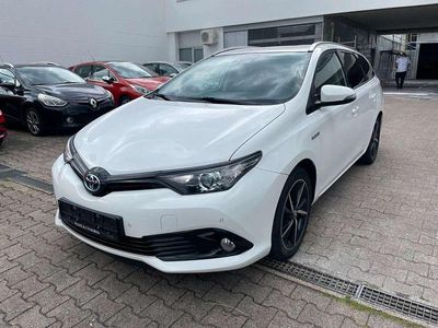 Toyota Auris Hybrid
