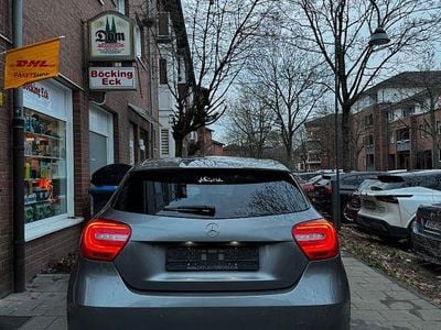 Grau Gebraucht 2013 Mercedes A180 Edition Limousine | 14.500 € (Teuer)