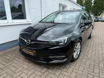 Używany Opel Astra Business Edition 122 KM (89 kW) 2021 Czarny Kombi